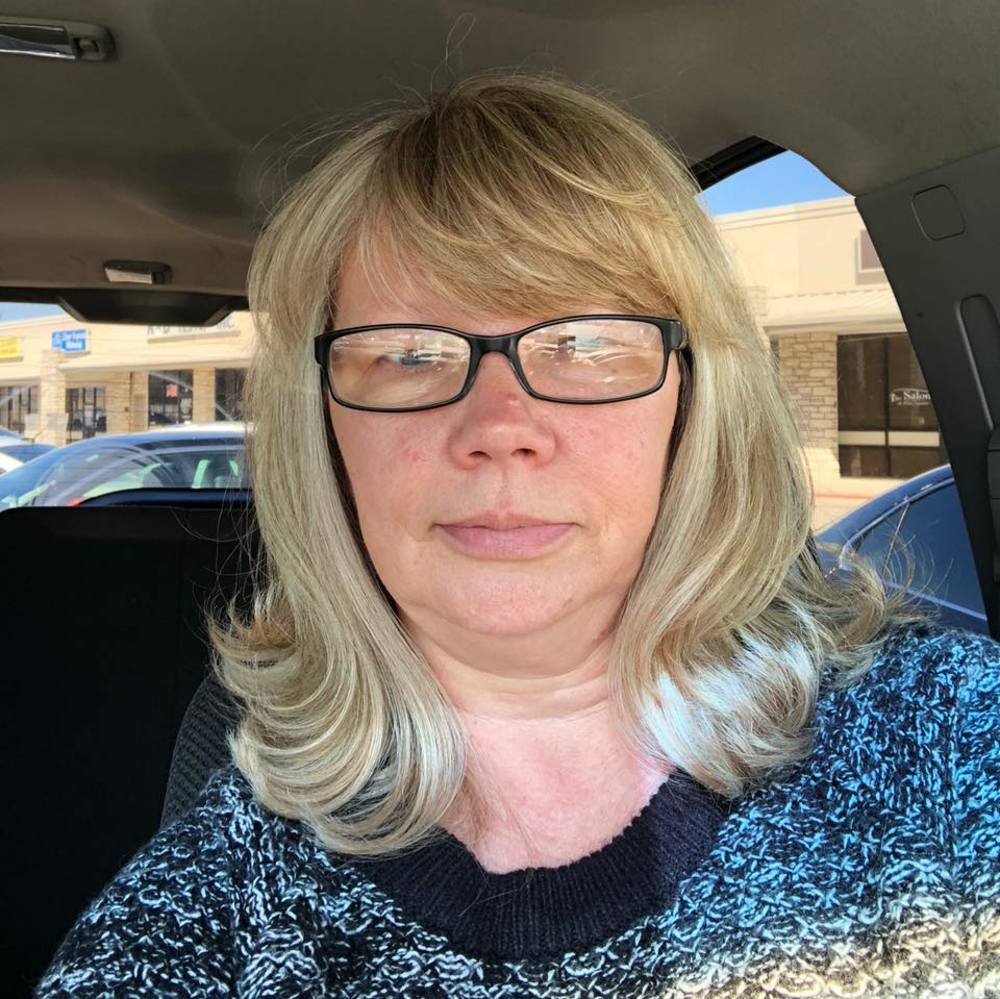 Meet your Posher, Lisa